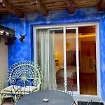 ゲストハウス La Blu Di Via Silvano 8 3*