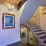 La Blu Di Via Silvano 8 ゲストハウス