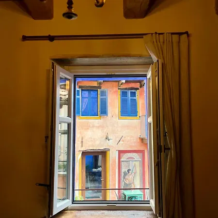 Pensjonat La Blu Di Via Silvano 8 Monforte dʼAlba