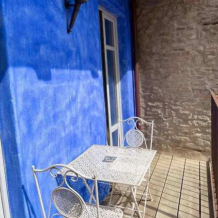 Pensjonat La Blu Di Via Silvano 8