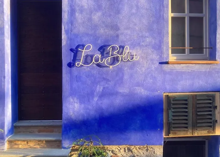 La Blu Di Via Silvano 8 3* モンフォルテ・ダルバ