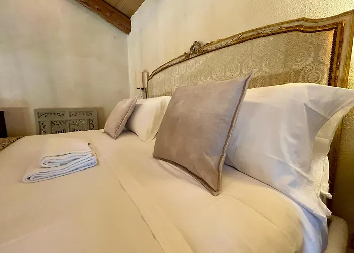 La Blu Di Via Silvano 8 3* モンフォルテ・ダルバ