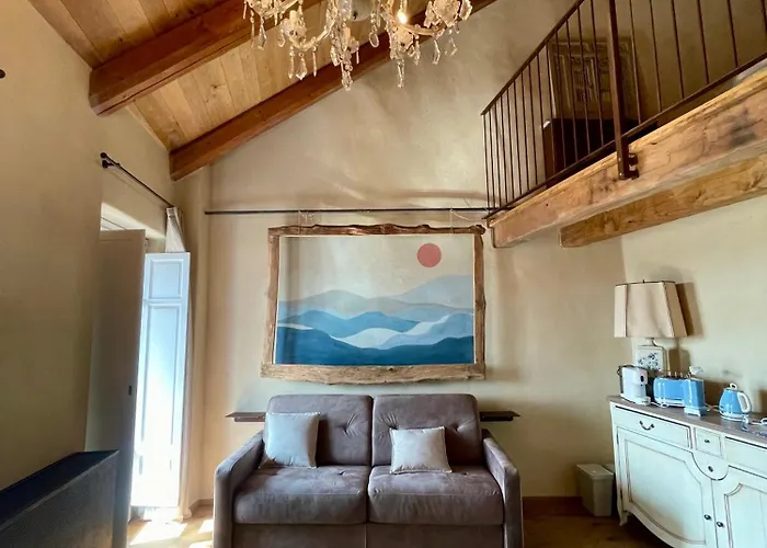 La Blu Di Via Silvano 8 3*