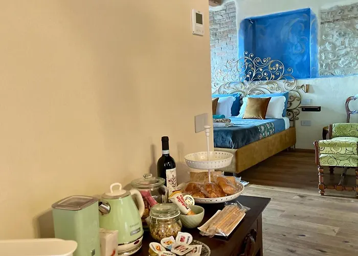 La Blu Di Via Silvano 8 Монфорте-д'Альба